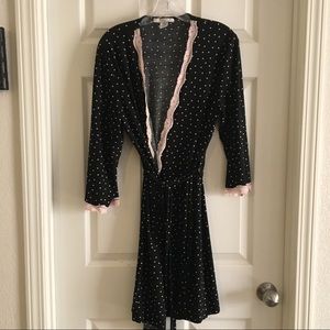 Really soft California Dynasty robe. Size M